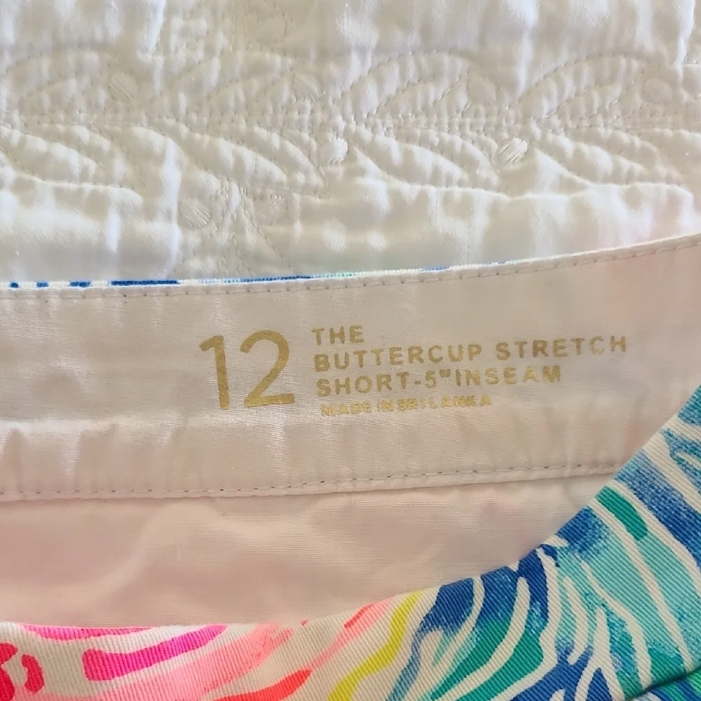Lilly Pulitzer BUTTERCUP Scalloped Shorts In BEACH PLEASE Size 12 Excellent - Picture 4 of 6